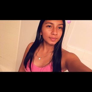 Meet your Posher, Esperanza